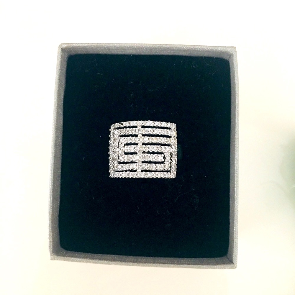 FASHION SILVER 925 RING WITH CRYSTALS